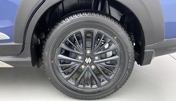 2021 Maruti XL6 ALPHA AT, Petrol, Automatic, 26,020 km, Left Rear Wheel