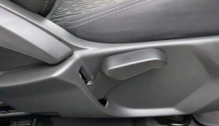 2020 Ford New Figo 1.2 TITANIUM, Petrol, Manual, 2,275 km, Driver Side Adjustment Panel