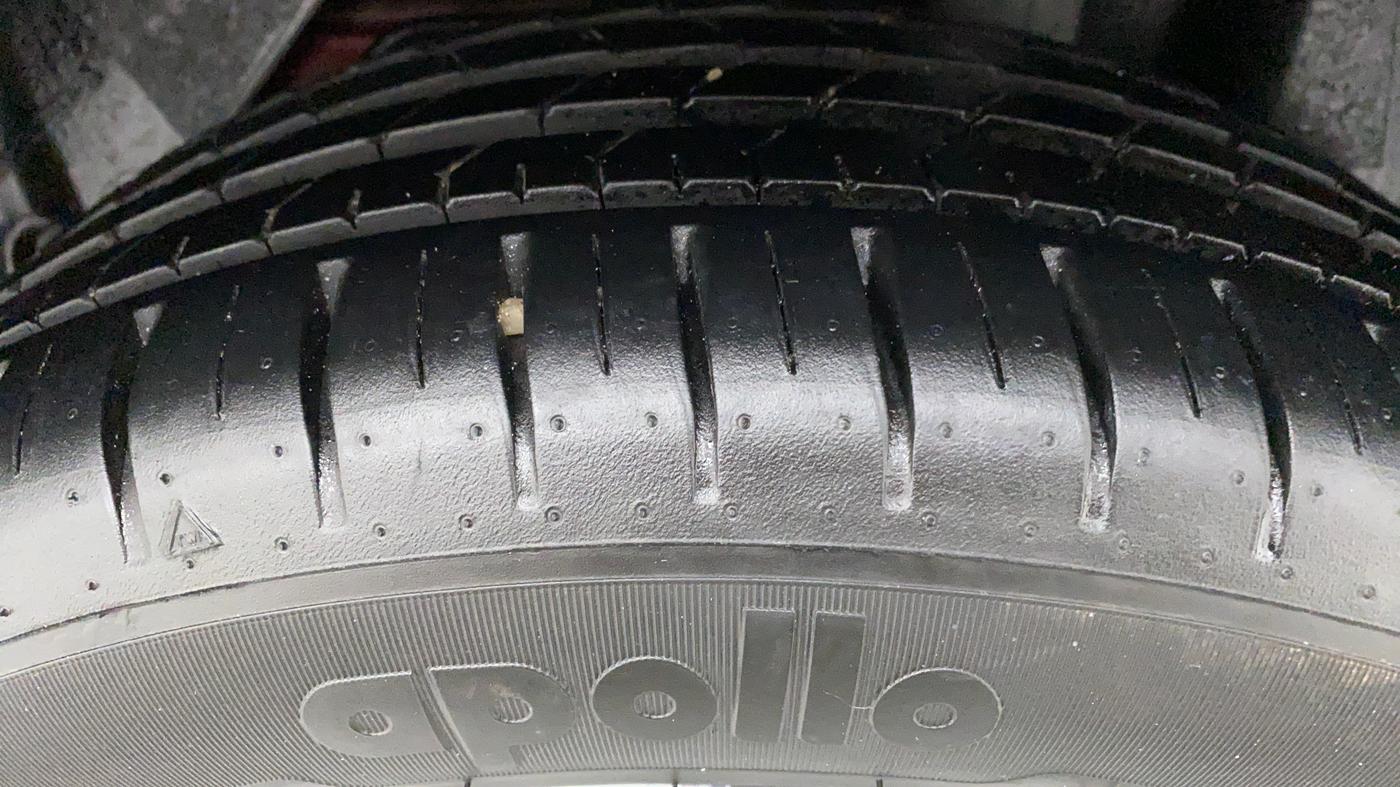 2020 Ford New Figo 1.2 TITANIUM, Petrol, Manual, 2,275 km, Left Rear Tyre Tread