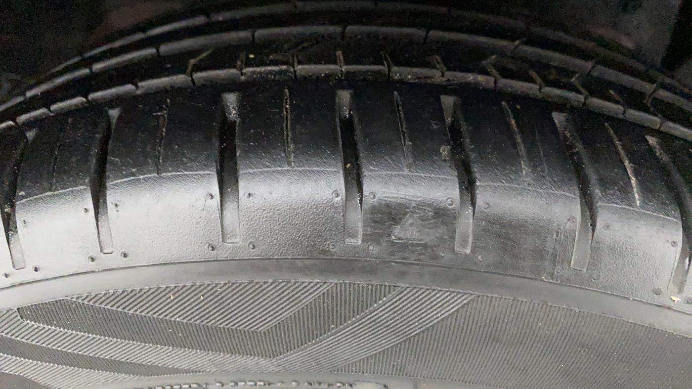 2020 Ford New Figo 1.2 TITANIUM, Petrol, Manual, 2,275 km, Right Front Tyre Tread