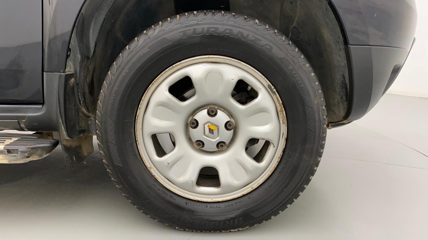 2014 Renault Duster 85 PS RXL DIESEL, Diesel, Manual, 63,632 km, Right Front Wheel