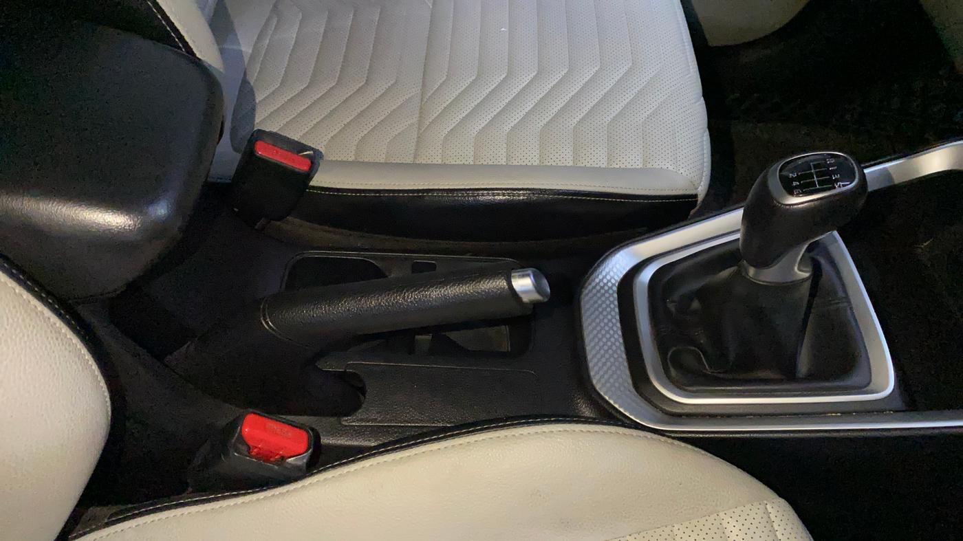 2022 KIA SONET HTX PLUS 1.0 IMT, Petrol, Manual, 65,768 km, Gear Lever