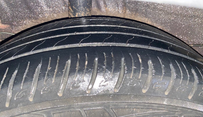 2022 KIA SONET HTX PLUS 1.0 IMT, Petrol, Manual, 65,766 km, Right Rear Tyre Tread