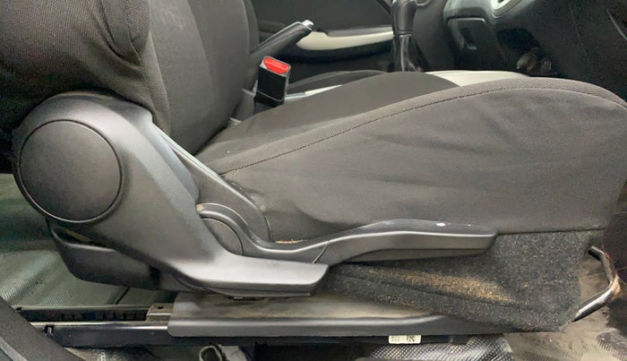 2017 Maruti Baleno ALPHA PETROL 1.2, CNG, Manual, 83,624 km, Driver Side Adjustment Panel