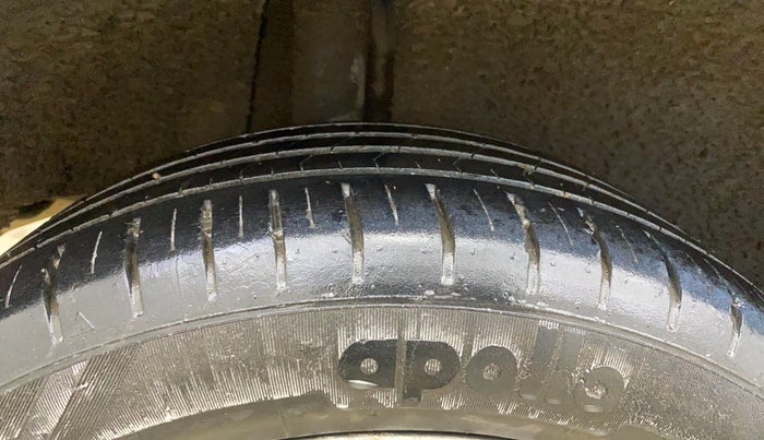 2017 Maruti Baleno ALPHA PETROL 1.2, CNG, Manual, 83,624 km, Right Rear Tyre Tread