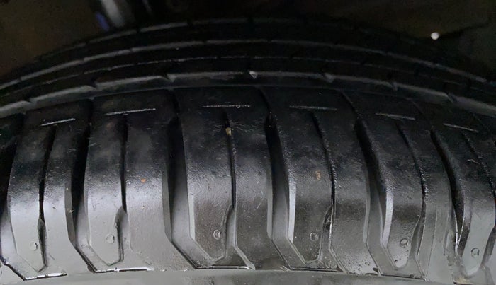 2020 Maruti XL6 ZETA AT SHVS, Petrol, Automatic, 8,072 km, Left Rear Tyre Tread