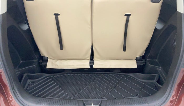 2020 Maruti XL6 ZETA AT SHVS, Petrol, Automatic, 8,072 km, Boot Inside