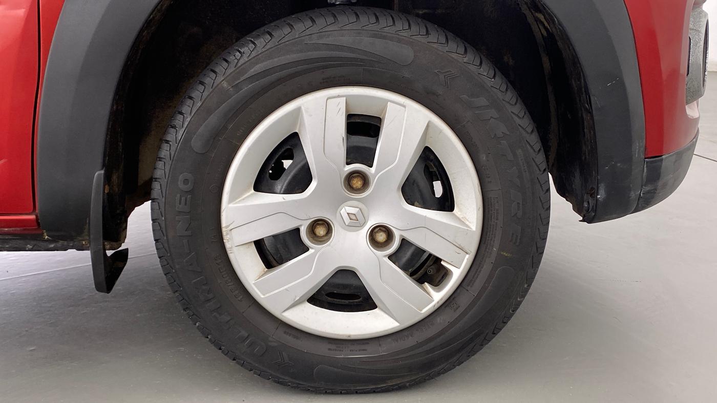 2015 Renault Kwid RXT Opt, Petrol, Manual, 59,571 km, Right Front Wheel