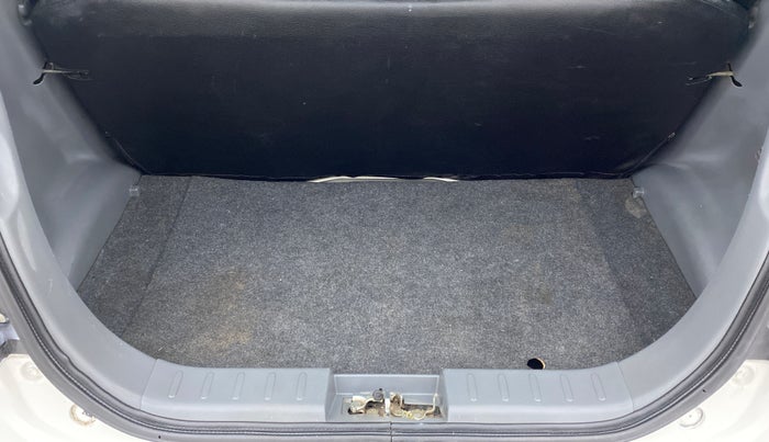 2015 Maruti Alto 800 LXI, Petrol, Manual, 25,060 km, Boot Inside