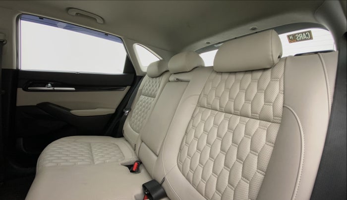 2021 KIA SELTOS HTX 1.5 PETROL, Petrol, Manual, 22,040 km, Right Side Rear Door Cabin