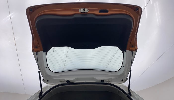 2019 Maruti Vitara Brezza ZDI+ DUAL TONE AMT, Diesel, Automatic, 48,487 km, Boot Door Open