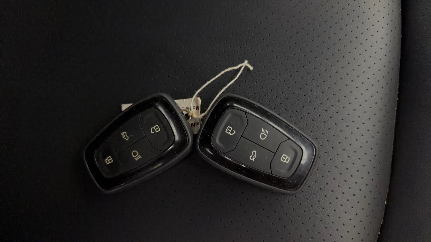 2022 Tata NEXON XZA PLUS PETROL DARK EDITION, Petrol, Automatic, 51,264 km, Key Close Up