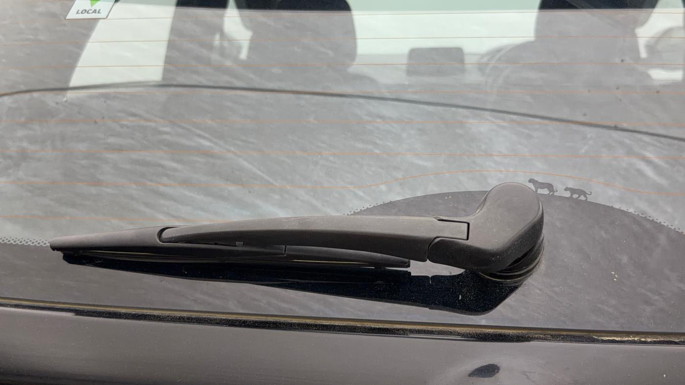 2022 Tata NEXON XZA PLUS PETROL DARK EDITION, Petrol, Automatic, 51,264 km, Rear Wiper
