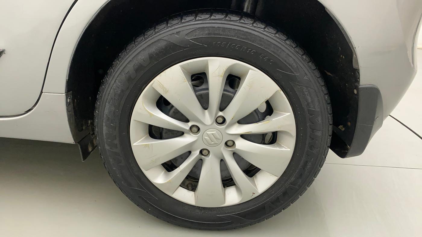 2015 Maruti Baleno DELTA PETROL 1.2, CNG, Manual, 69,216 km, Left Rear Wheel