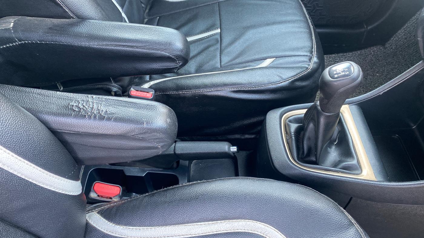 2024 Tata PUNCH ACCOMPLISHED MT CNG, CNG, Manual, 64,239 km, Gear Lever