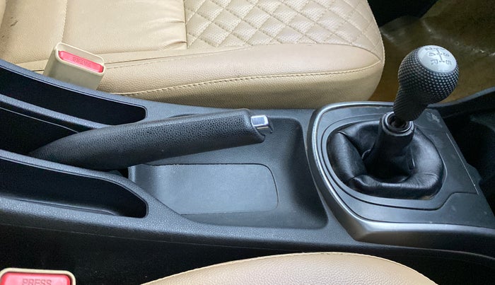 2014 Honda City SV MT PETROL, Petrol, Manual, 59,583 km, Gear Lever