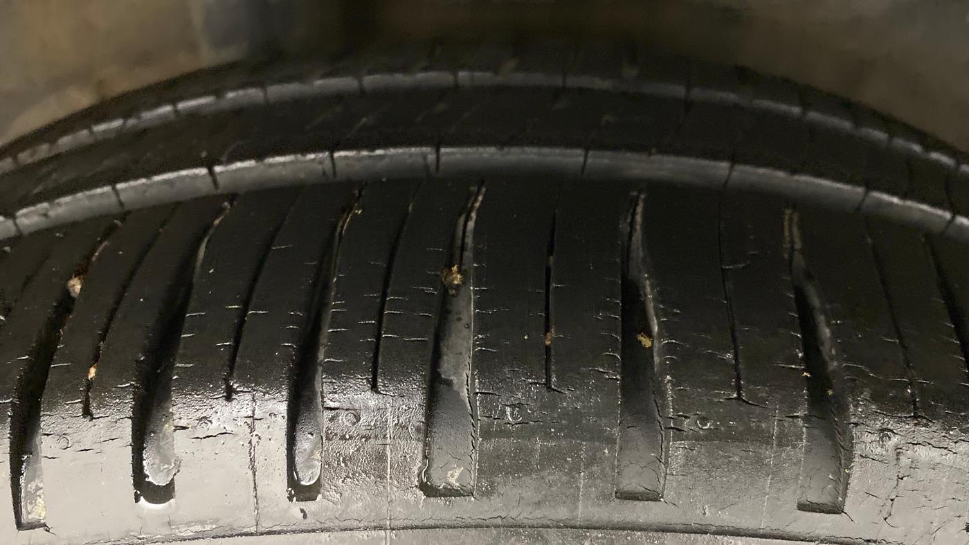 2014 Honda City SV MT PETROL, Petrol, Manual, 59,583 km, Right Rear Tyre Tread