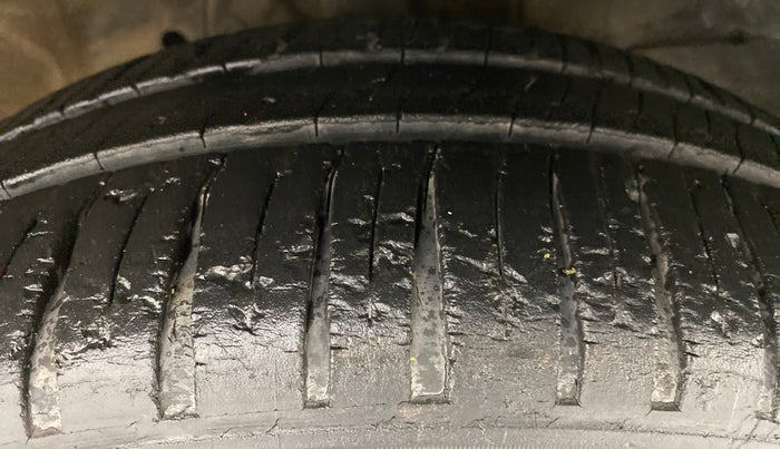 2014 Honda City SV MT PETROL, Petrol, Manual, 59,583 km, Right Front Tyre Tread