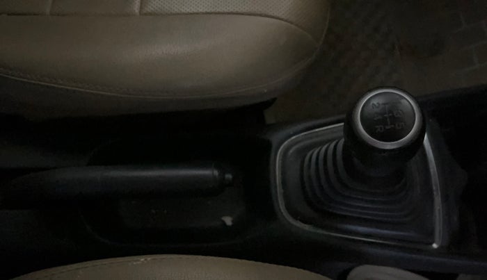 2020 Honda Amaze 1.2L I-VTEC S, Petrol, Manual, 31,642 km, Gear Lever