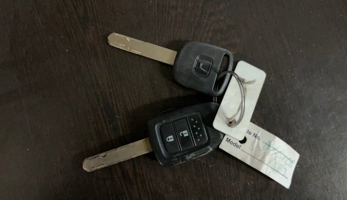 2020 Honda Amaze 1.2L I-VTEC S, Petrol, Manual, 31,642 km, Key Close Up