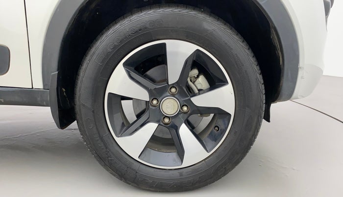 2019 Tata NEXON XZA PLUS PETROL, Petrol, Automatic, 17,873 km, Right Front Wheel