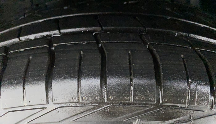 2019 Tata NEXON XZA PLUS PETROL, Petrol, Automatic, 17,873 km, Left Front Tyre Tread