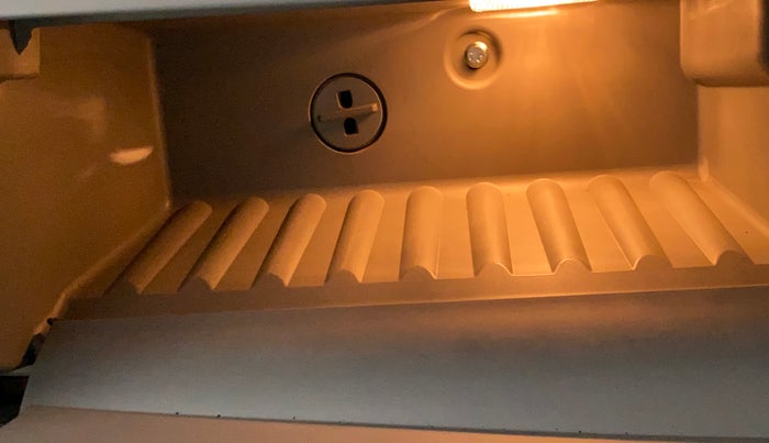 2019 Tata NEXON XZA PLUS PETROL, Petrol, Automatic, 17,873 km, Cooled Glove Box