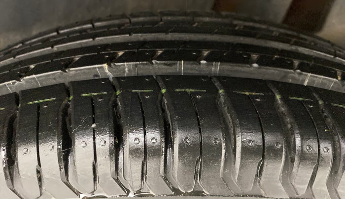 2017 Maruti Dzire VXI, Petrol, Manual, 58,122 km, Left Rear Tyre Tread