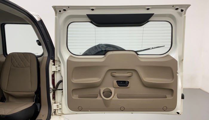 2018 Mahindra TUV300 T10, Diesel, Manual, 54,603 km, Boot Door Open