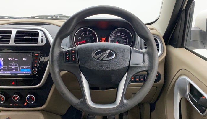 2018 Mahindra TUV300 T10, Diesel, Manual, 54,603 km, Steering Wheel Close Up
