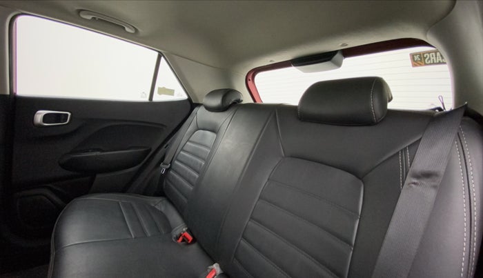 2019 Hyundai VENUE SX PLUS 1.0 TURBO DCT, Petrol, Automatic, 54,661 km, Right Side Rear Door Cabin