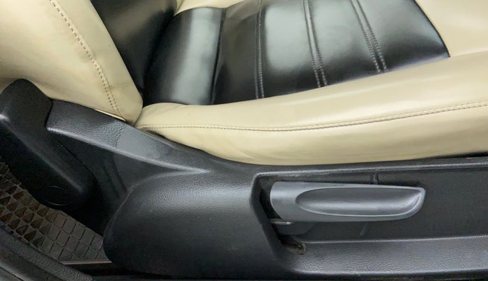 2019 Skoda Rapid AMBITION 1.5 TDI AT, Diesel, Automatic, 90,635 km, Driver Side Adjustment Panel