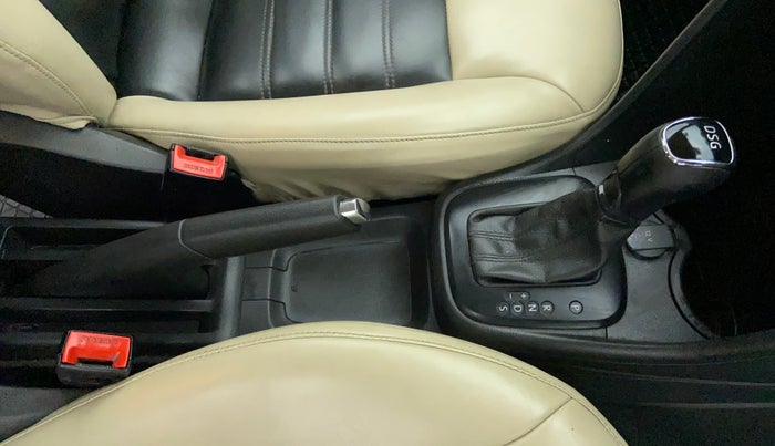 2019 Skoda Rapid AMBITION 1.5 TDI AT, Diesel, Automatic, 90,635 km, Gear Lever