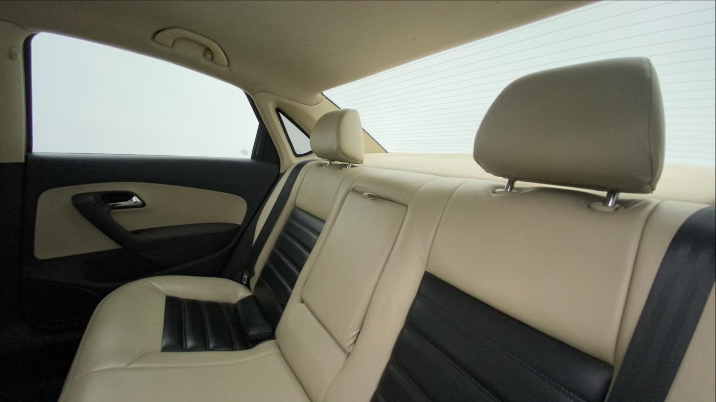 2019 Skoda Rapid AMBITION 1.5 TDI AT, Diesel, Automatic, 90,635 km, Right Side Rear Door Cabin