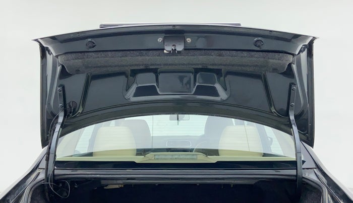 2019 Skoda Rapid AMBITION 1.5 TDI AT, Diesel, Automatic, 90,635 km, Boot Door Open