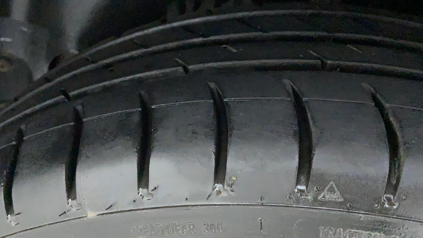 2019 Skoda Rapid AMBITION 1.5 TDI AT, Diesel, Automatic, 90,635 km, Left Rear Tyre Tread