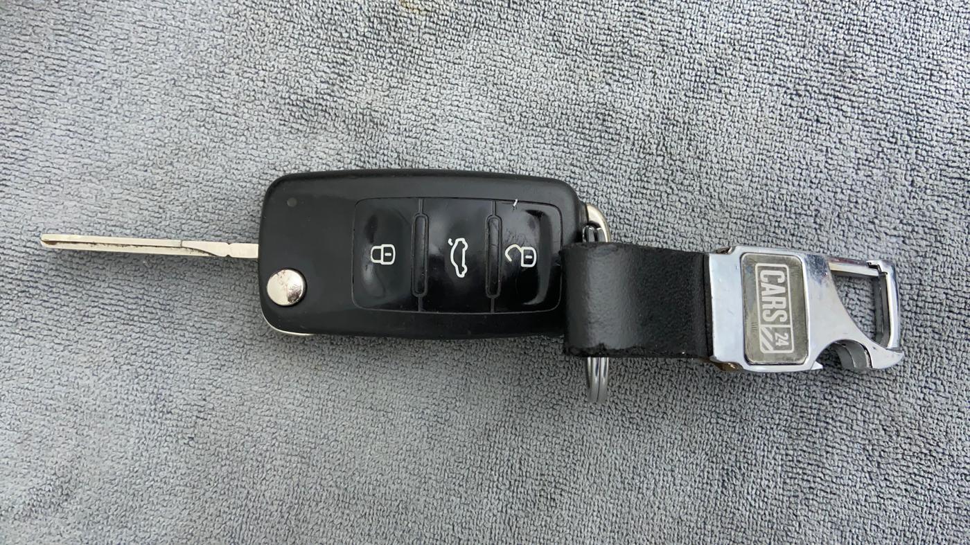 2019 Skoda Rapid AMBITION 1.5 TDI AT, Diesel, Automatic, 90,635 km, Key Close Up