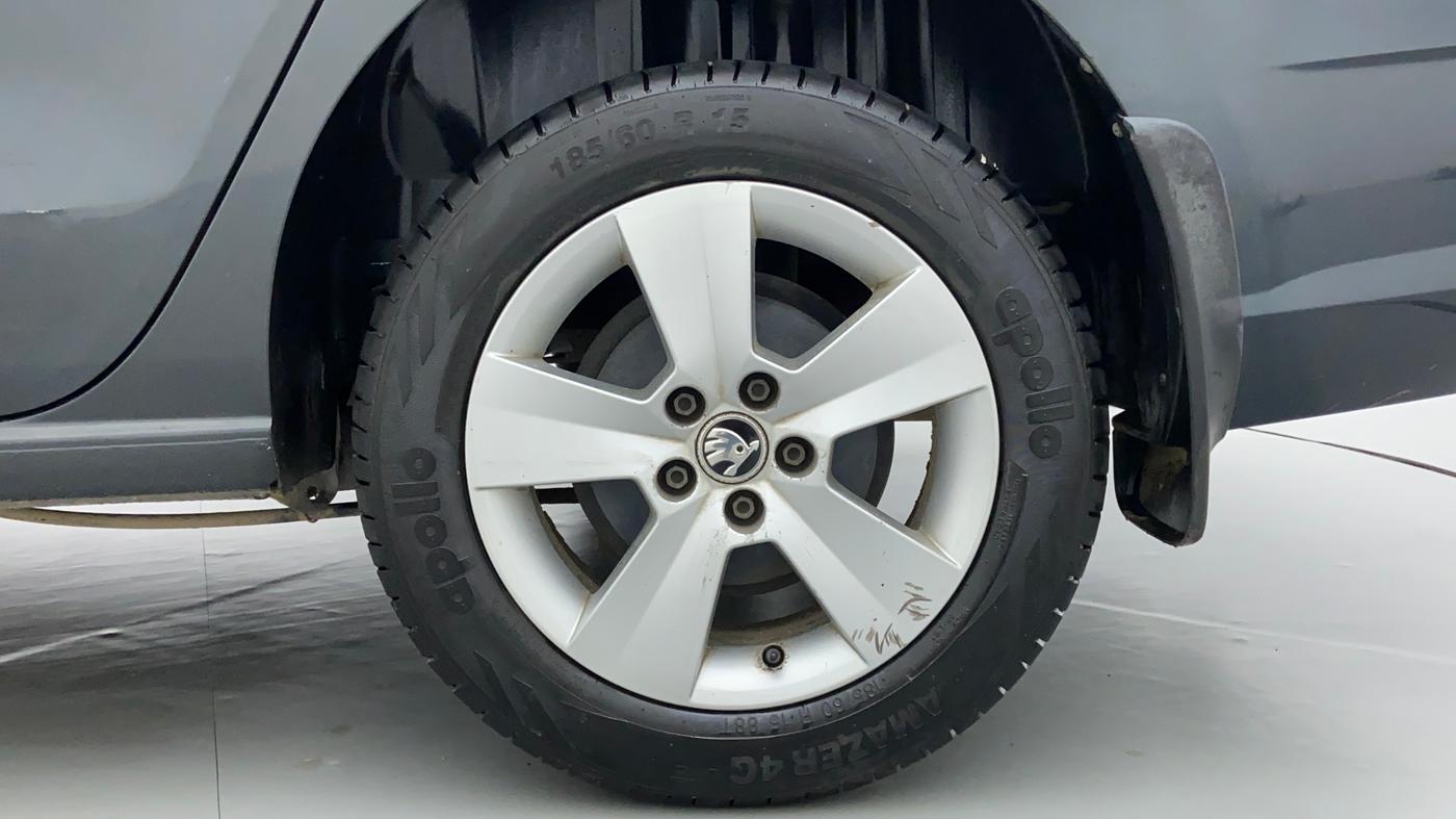 2019 Skoda Rapid AMBITION 1.5 TDI AT, Diesel, Automatic, 90,635 km, Left Rear Wheel