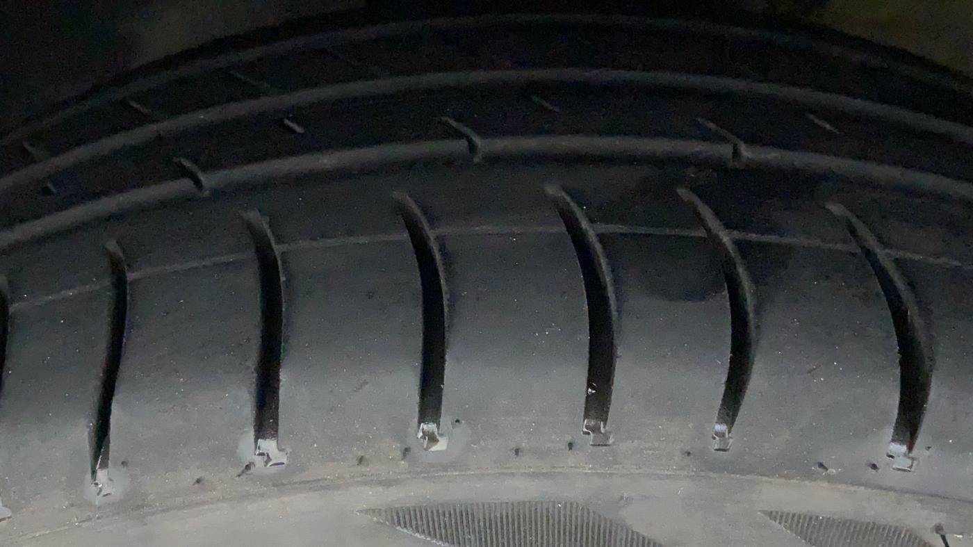 2019 Skoda Rapid AMBITION 1.5 TDI AT, Diesel, Automatic, 90,635 km, Left Front Tyre Tread