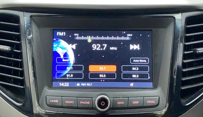 2019 Mahindra XUV300 W8 (O) 1.5 DIESEL AMT, Diesel, Automatic, 54,957 km, Infotainment System