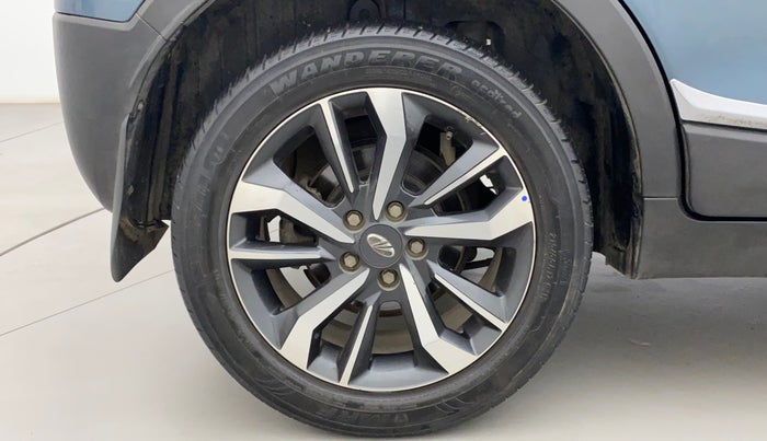 2019 Mahindra XUV300 W8 (O) 1.5 DIESEL AMT, Diesel, Automatic, 54,957 km, Right Rear Wheel