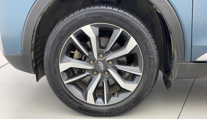 2019 Mahindra XUV300 W8 (O) 1.5 DIESEL AMT, Diesel, Automatic, 54,957 km, Left Front Wheel