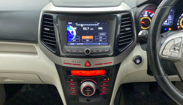 2019 Mahindra XUV300 W8 (O) 1.5 DIESEL AMT, Diesel, Automatic, 54,957 km, Air Conditioner