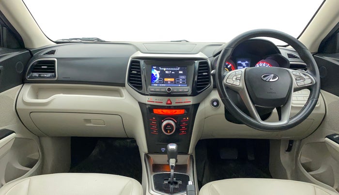 2019 Mahindra XUV300 W8 (O) 1.5 DIESEL AMT, Diesel, Automatic, 54,957 km, Dashboard