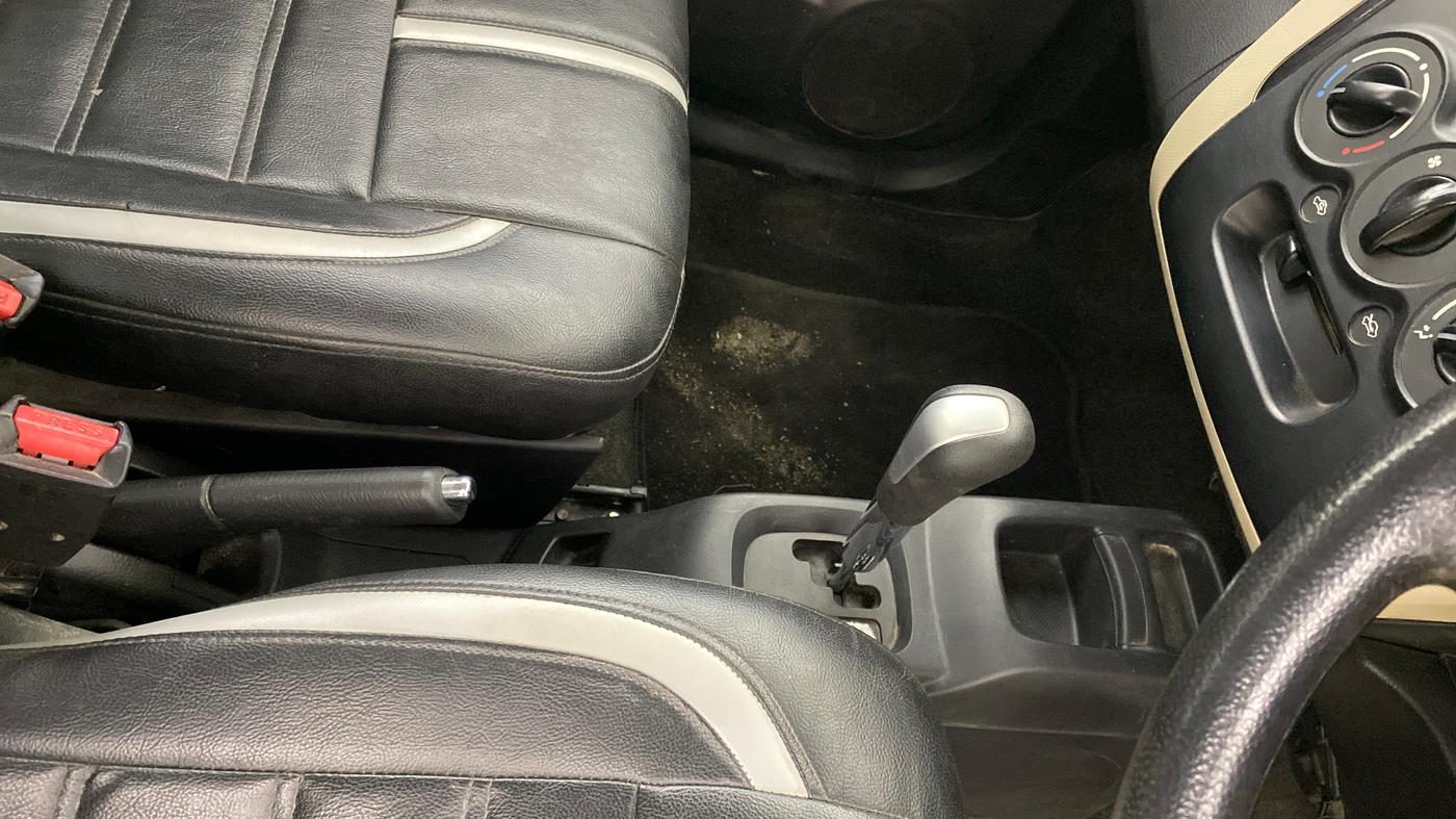 2018 Maruti Wagon R 1.0 VXI AMT, Petrol, Automatic, 42,084 km, Gear Lever