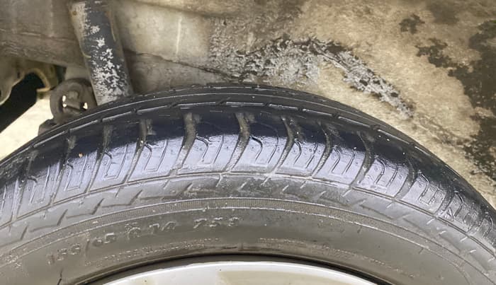 2018 Maruti Wagon R 1.0 VXI AMT, Petrol, Automatic, 41,988 km, Right Rear Tyre Tread
