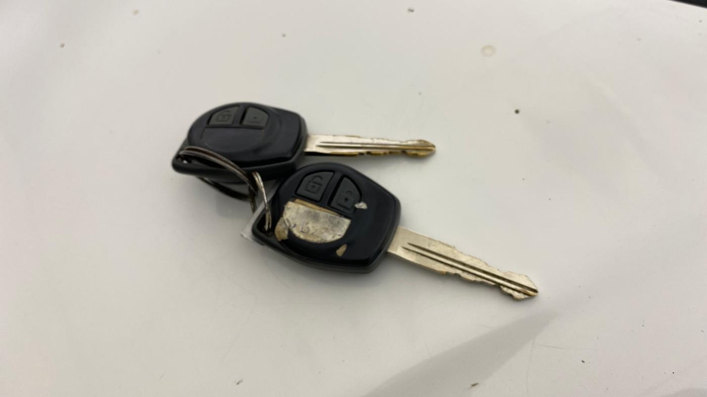 2018 Maruti Wagon R 1.0 VXI AMT, Petrol, Automatic, 42,084 km, Key Close Up