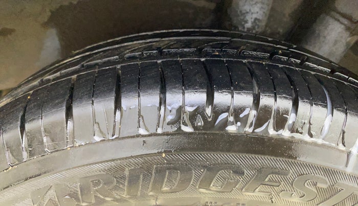 2015 Hyundai Grand i10 SPORTZ 1.2 KAPPA VTVT, Petrol, Manual, 37,251 km, Left Rear Tyre Tread