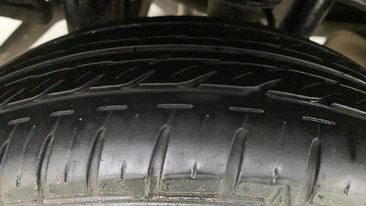2015 Maruti Alto K10 VXI AMT, Petrol, Automatic, 34,918 km, Right Rear Tyre Tread