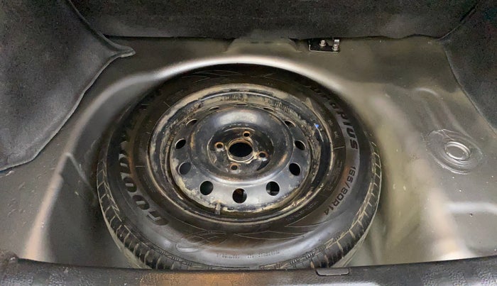 2013 Maruti Swift Dzire LXI, Petrol, Manual, 15,757 km, Spare Tyre